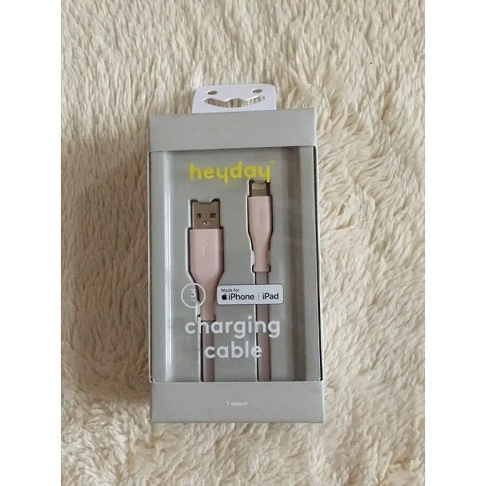 heyday™ 3' Lightning to USB-A Flat PVC Cable - Light Pink